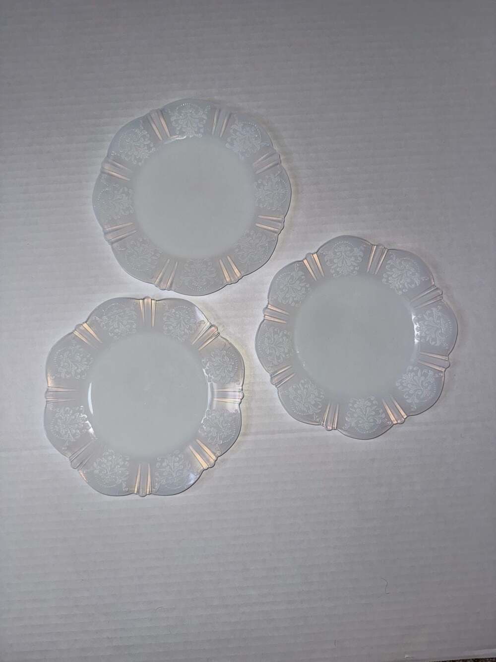 Vintage MacBeth-Evans American Sweetheart Monax White Opalescent Plates - Set of